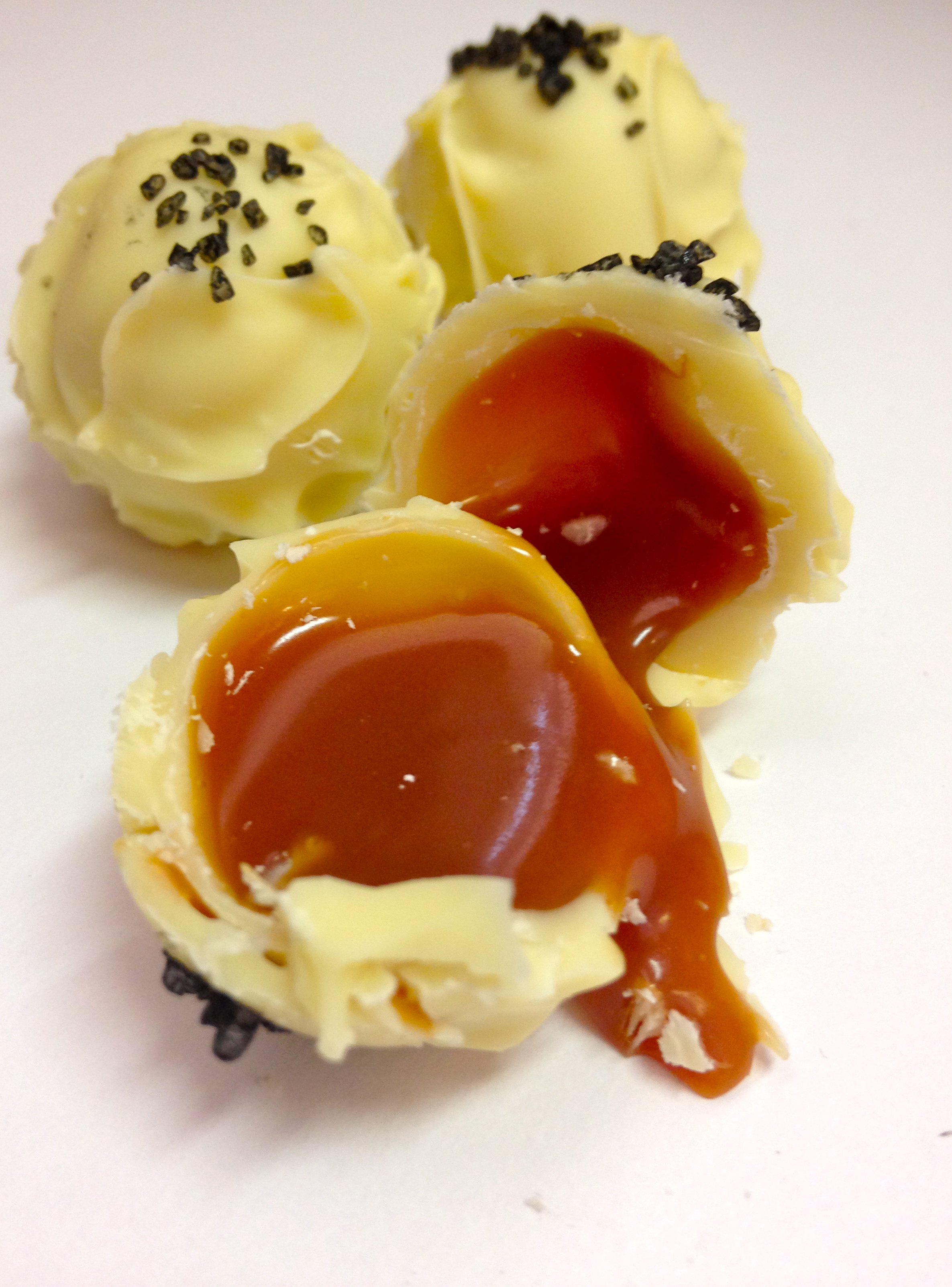 White Salted Liquid Caramel - Piece, Love & Chocolate